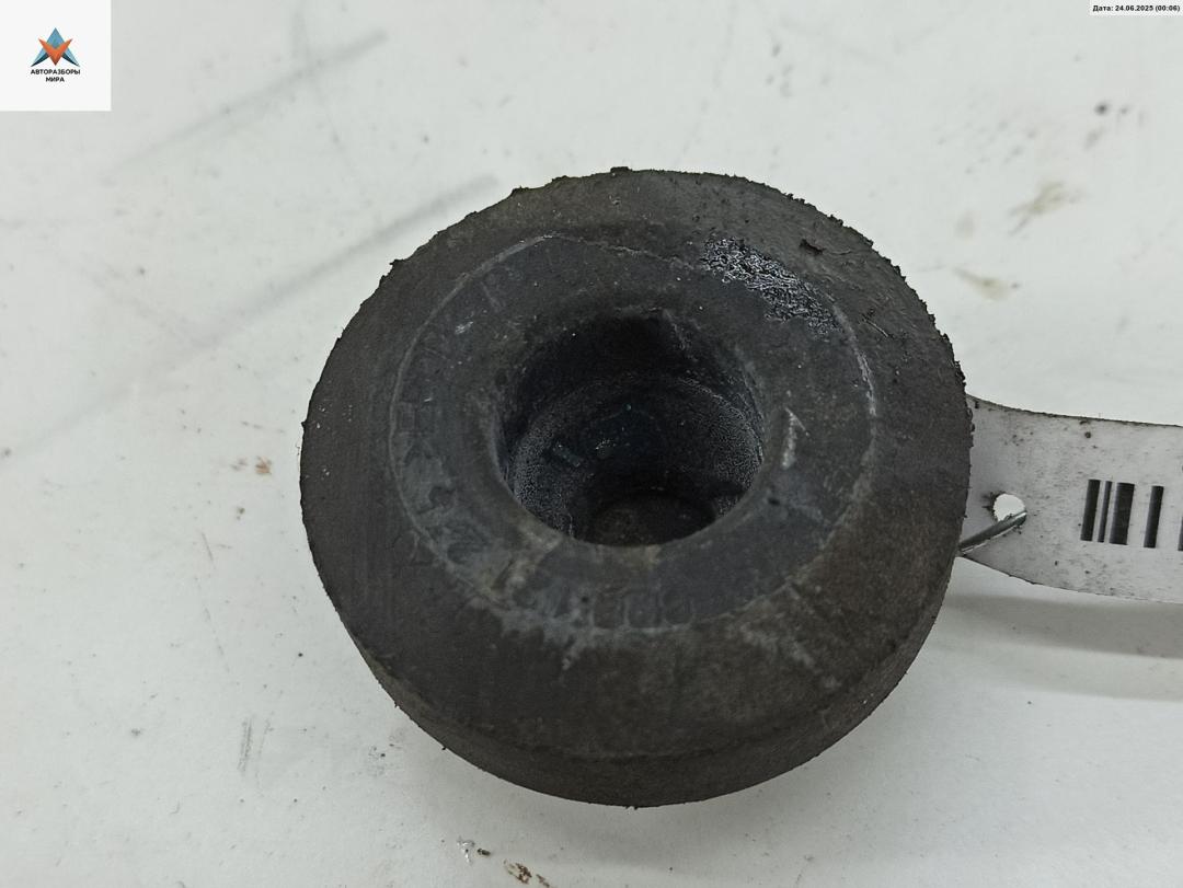 кронштейн радиатора Audi A6 4B/C5 1998, 2.4 л., бензин, МКПП, синий, универсал, 8D0121275 - фото №1