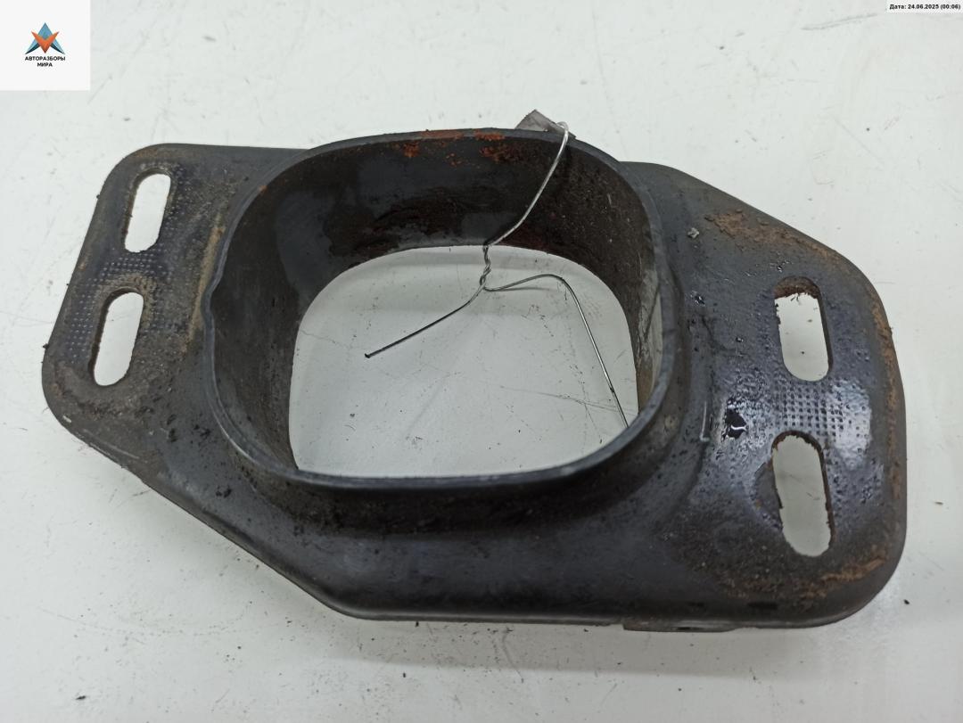 кронштейн двигателя Audi A6 Allroad Quattro C5 2001, 2.5 л., дизель, АКПП, серый, универсал - фото №1