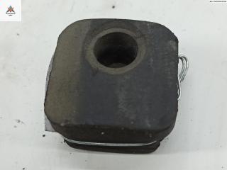 кронштейн радиатора Audi A6 Allroad Quattro C5 2001, 2.5 л., дизель, АКПП, серый, универсал, 8D0121276