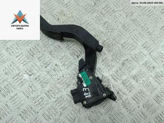 педаль Volkswagen Passat B5 [рестайлинг] 2001, 1.6 л., бензин, МКПП, синий, седан, 8D1721523E