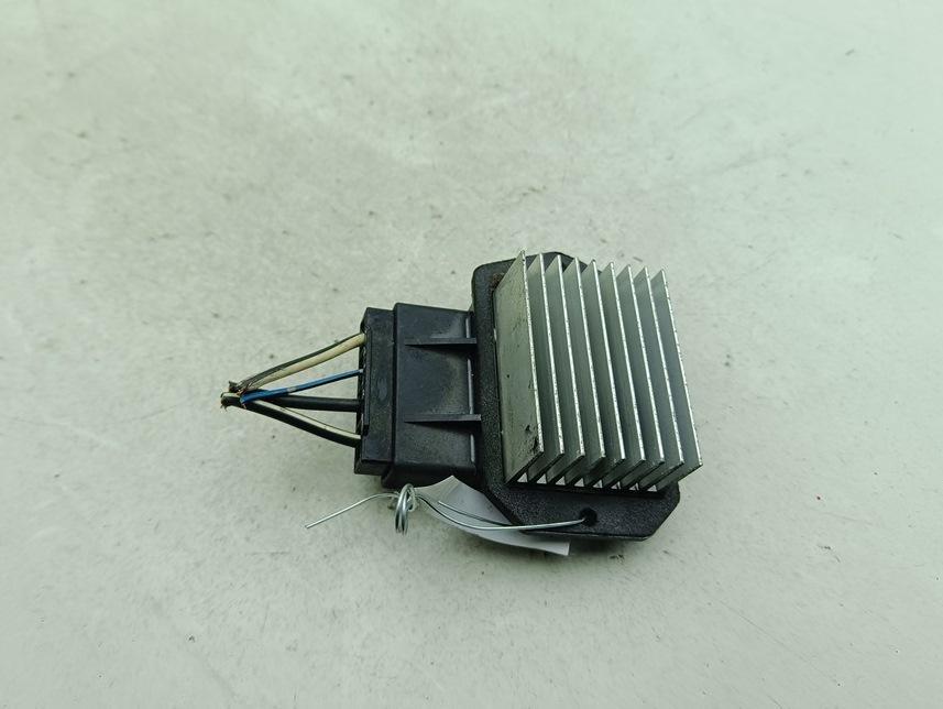 сопротивление печки Toyota Avensis 2006, 2.2 л., дизель, МКПП, серый, универсал, 4993002121