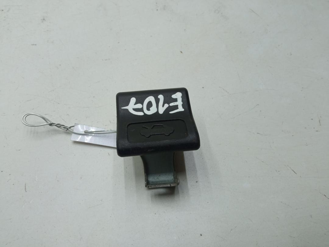 ручка открывания капота Subaru Forester 2010, 2.0 л., дизель, МКПП, чёрный, внедорожник 5 дв.