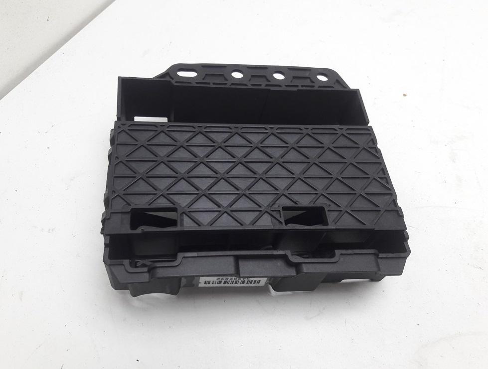кронштейн (крепление) Volkswagen Passat B6 2006, 2.0 л., бензин, АКПП, чёрный, универсал, 3C0907348B