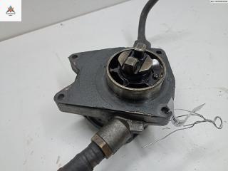 насос вакуумный Opel Antara 1 поколение 2007, 2.0 л., дизель, МКПП, чёрный, внедорожник 5 дв., 96440320