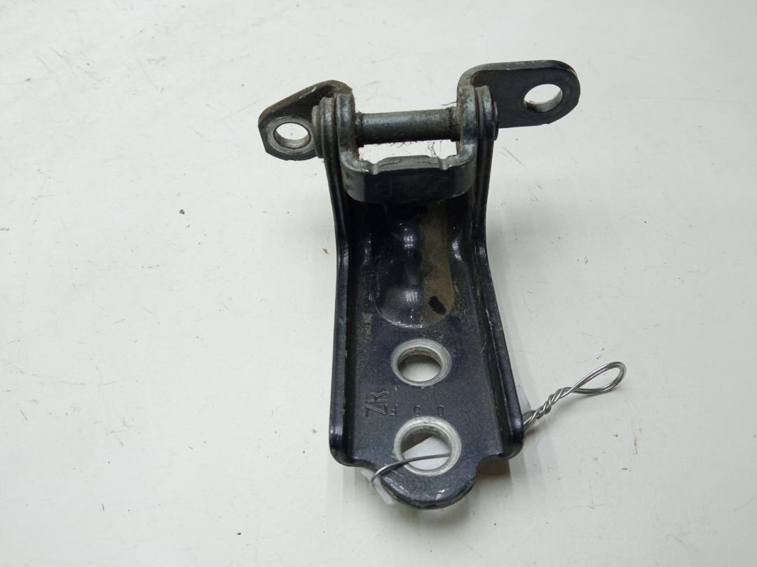 петля двери Subaru Forester 2010, чёрный, внедорожник 5 дв.