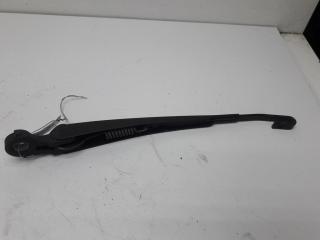 Щеткодержатель (поводок стеклоочистителя) задний Volkswagen Passat B5+ (GP) 2001, 1.9 л., дизель, МКПП, чёрный, универсал