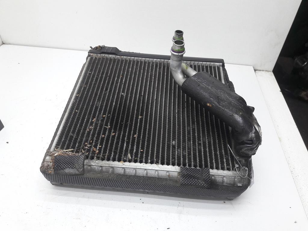 осушитель кондиционера Volkswagen Passat B6 2006, 2.0 л., бензин, АКПП, чёрный, универсал