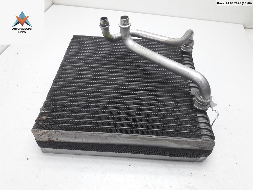 осушитель кондиционера Volkswagen Golf 5 поколение 2006, 2.0 л., дизель, АКПП, красный, хетчбэк 5 дв. - фото №1