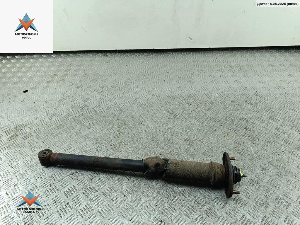 амортизатор задний левый Mitsubishi Space Runner 2 поколение 2000, 2.4 л., бензин, МКПП, красный, минивэн, MR272890 - фото №1