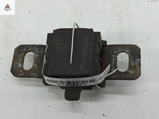 кронштейн радиатора Audi A4 B5 [рестайлинг] 1999, 1.6 л., бензин, МКПП, зелёный, седан, 4D0260427