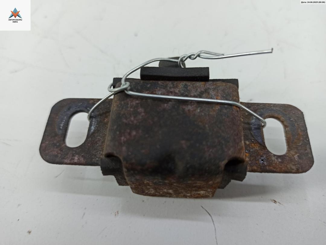 кронштейн радиатора Audi A6 4B/C5 1997, 1.8 л., Ti, бензин, МКПП, серый, седан, 4D0 - фото №1