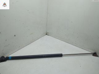 амортизатор крышки багажника (3-5 двери) Mitsubishi Space Runner 2 поколение 2000, 2.4 л., бензин, МКПП, красный, минивэн