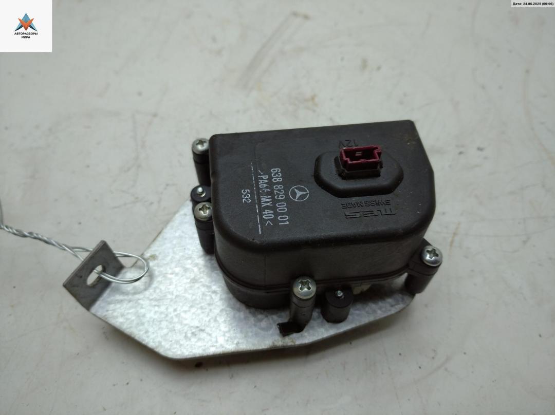 электропривод форточки задней левой Mercedes-Benz Vito-1 W638 2003, 2.2 л., дизель, АКПП, белый, микроавтобус, 6388290001 - фото №1