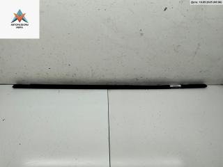 Молдинг стекла двери задней левой наружный Volkswagen Passat B4 1996, 1.6 л., бензин, МКПП, красный, универсал