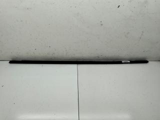 Молдинг стекла двери задней левой наружный Volkswagen Passat B4 1996, 1.6 л., бензин, МКПП, красный, универсал