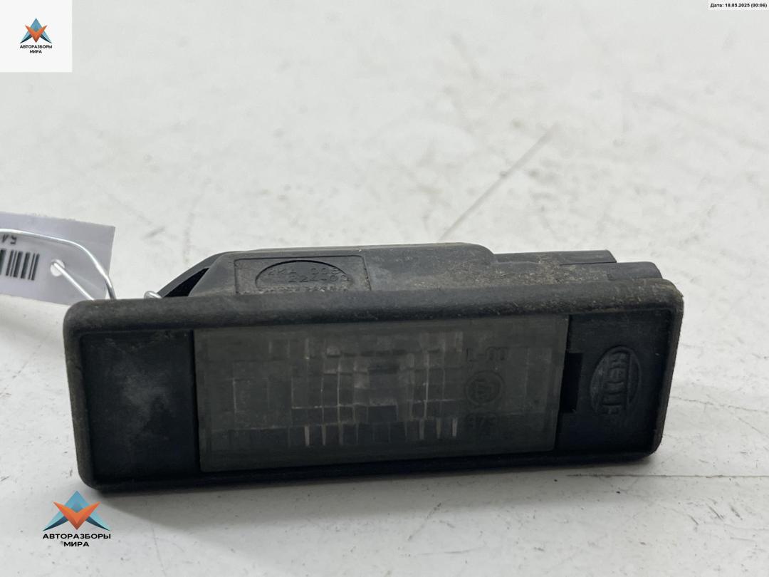 подсветка номера Nissan Primera P12 2005, 2.0 л., бензин, МКПП, серый, универсал, 2KA008224 - фото №1