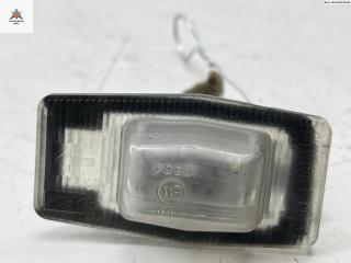 подсветка номера Mazda 323 BJ 1999, 1.5 л., бензин, МКПП, зелёный, хетчбэк 5 дв.