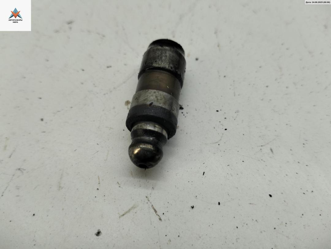 гидрокомпенсатор Volkswagen Golf 4 поколение 2002, 1.6 л., бензин, МКПП, чёрный, хетчбэк 3 дв. - фото №1