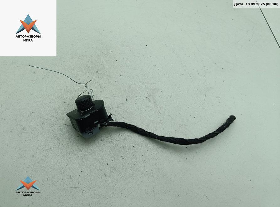 джойстик регулировки зеркал Volkswagen Golf 4 поколение 2000, 1.9 л., дизель, МКПП, синий, универсал, 1J1959565D - фото №1