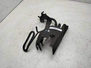 кронштейн (крепление) Citroen C5 1 поколение 2003, 1.8 л., бензин, МКПП, синий, хетчбэк 5 дв.
