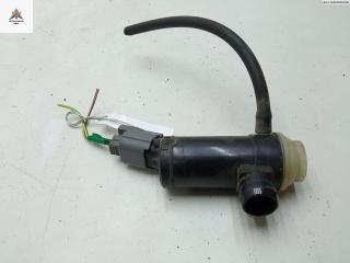 насос (моторчик) омывателя стекла Subaru Forester 3 поколение (SH) 2010, чёрный, внедорожник 5 дв.