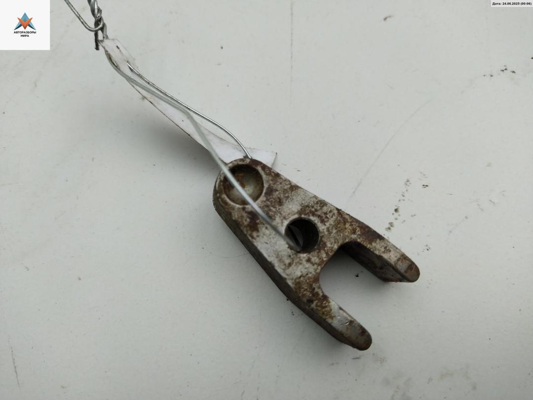 кронштейн (крепление) Mercedes-Benz M-Class ML W164 2006, 4.0 л., дизель, АКПП, чёрный, внедорожник 5 дв. - фото №1