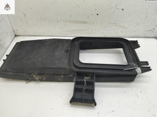 корпус салонного фильтра Volkswagen Passat B5 1998, 1.8 л., бензин, МКПП, красный, универсал, 8D0819441D