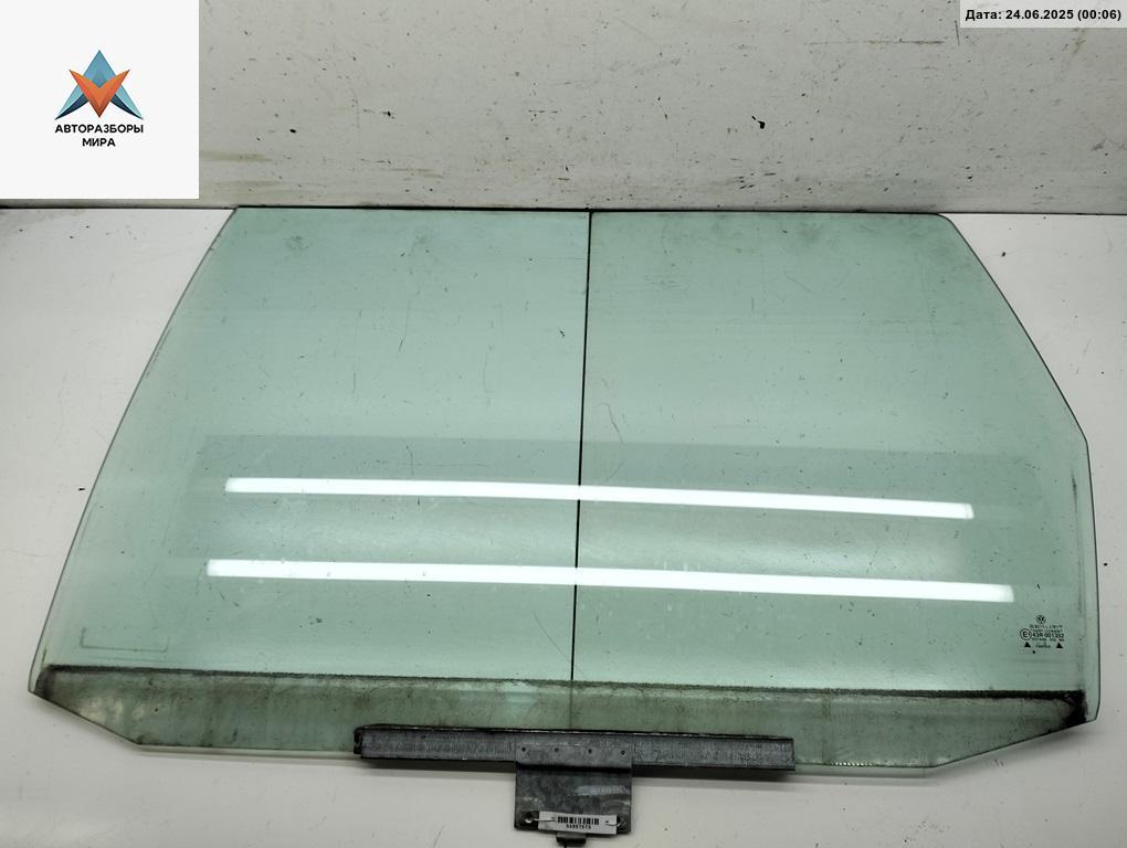 стекло двери задней левой Volkswagen Passat B4 1995, 1.6 л., бензин, МКПП, белый, универсал, 357839571 - фото №1