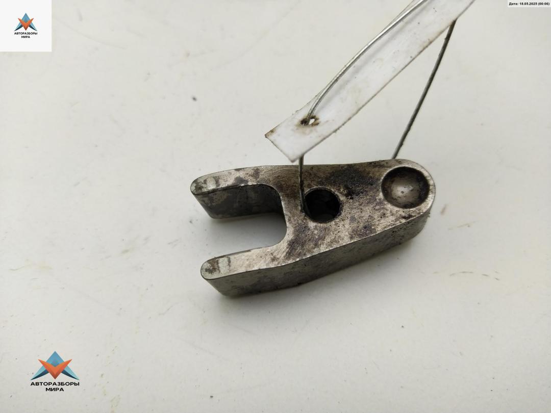 кронштейн (крепление) Mercedes-Benz M-Class ML W164 2006, 4.0 л., дизель, АКПП, чёрный, внедорожник 5 дв. - фото №1