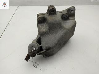 кронштейн двигателя Mercedes-Benz R-Класс W251 2007, 3.5 л., бензин, АКПП, серый, минивэн, 2722234104