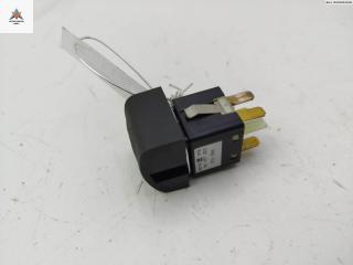 кнопка (выключатель) Opel Vectra B 1998, 1.6 л., бензин, МКПП, красный, седан, 90457320