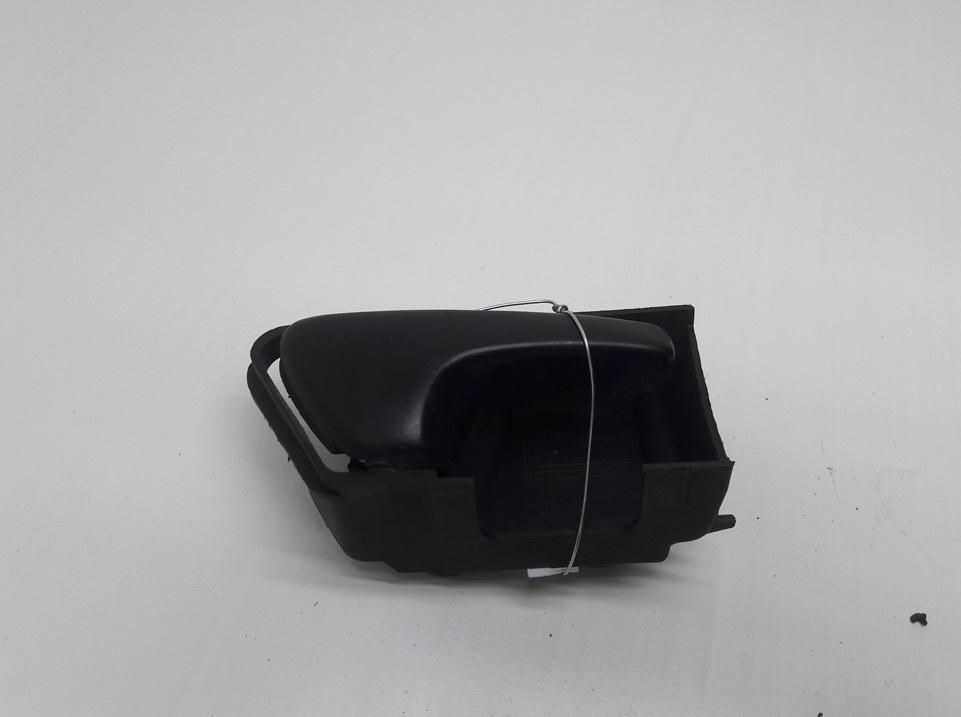 ручка внутренняя передняя правая Volkswagen Golf 3 поколение 1997, 1.6 л., бензин, МКПП, красный, хетчбэк 5 дв., 1H0837142 - фото №1