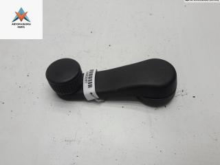 ручка стеклоподъемника Volkswagen Golf 3 поколение 1997, 1.6 л., бензин, МКПП, красный, хетчбэк 5 дв., 1H0837581