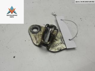 кронштейн (крепление) Volkswagen Golf 3 поколение 1997, 1.6 л., бензин, МКПП, красный, хетчбэк 5 дв., 1H4839281