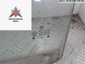 стекло двери задней левой Volkswagen Golf 3 поколение 1994, 1.4 л., бензин, МКПП, синий, хетчбэк 5 дв. - фото №2
