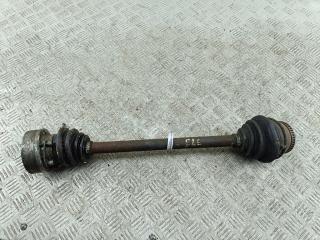 полуось передняя правая (приводной вал, ШРУС) Volkswagen Passat B5 1998, 1.6 л., бензин, МКПП, синий, универсал
