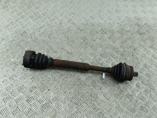 полуось передняя левая (приводной вал, ШРУС) Volkswagen Passat B5+ (GP) 2001, 1.6 л., бензин, МКПП, синий, седан