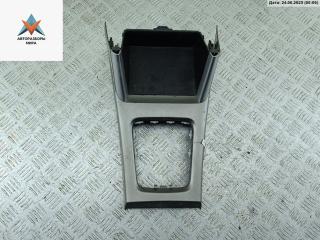 консоль салона (центральная часть) Subaru Forester 3 поколение (SH) 2010, 2.0 л., дизель, МКПП, чёрный, внедорожник 5 дв., 92122SC030