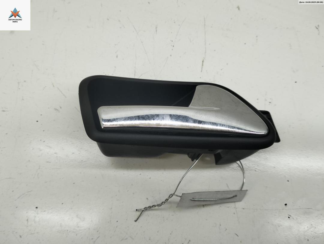 ручка внутренняя передняя правая Volkswagen Touran 1 поколение 2004, 1.6 л., бензин, МКПП, серый, минивэн, 1T1837114B - фото №1