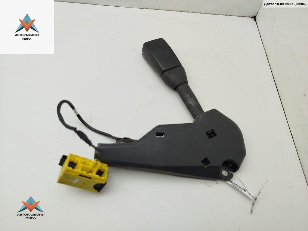 замок ремня безопасности BMW 5 серия E39 1999, 2.5 л., бензин, МКПП, зелёный, универсал, 8257796 - фото №1