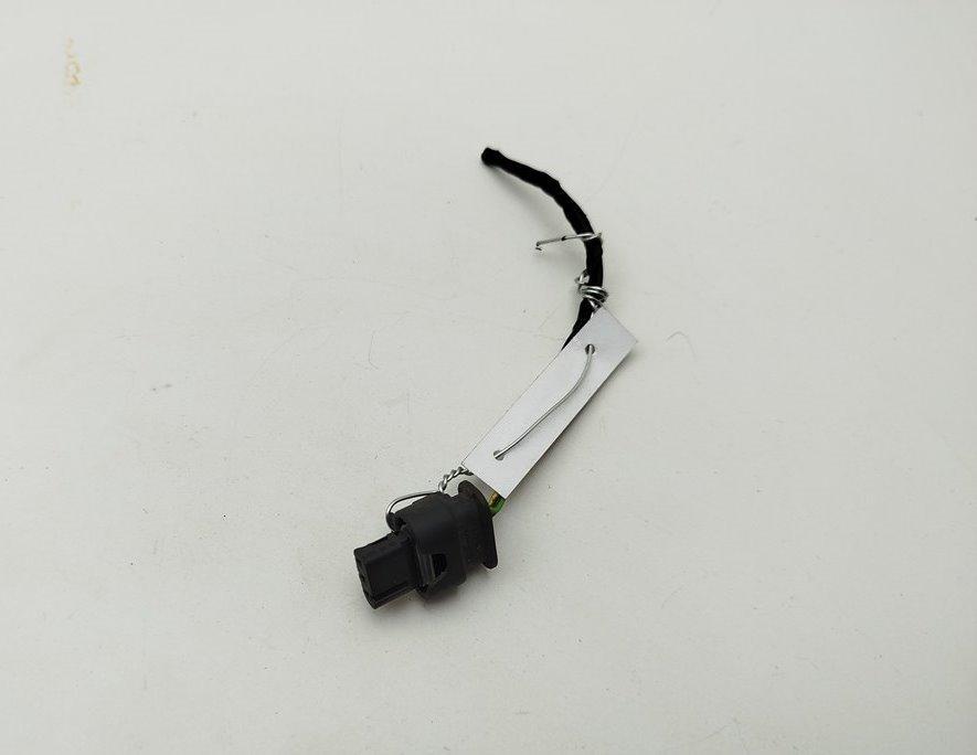 разъем (фишка) проводки BMW 1 E81/E87 2007, 1.6 л., бензин, МКПП, серый, хетчбэк 5 дв., 6934315