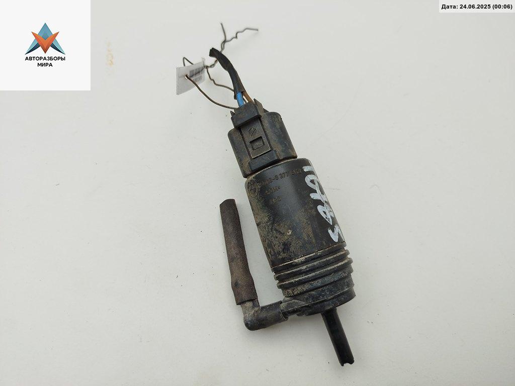 насос (моторчик) омывателя стекла BMW 5 серия E39 1999, зелёный, универсал, 8377612 - фото №1