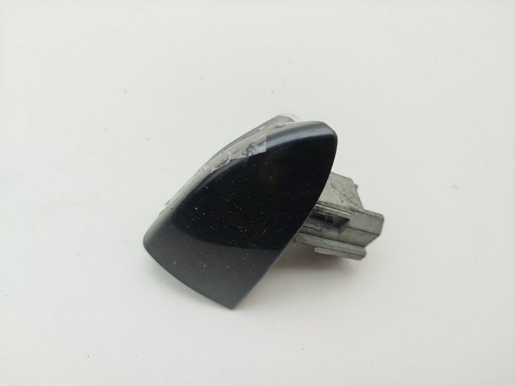 Колпачок (заглушка) ручки двери BMW X5 E53 2003, 3.0 л., дизель, АКПП, чёрный, внедорожник 5 дв.
