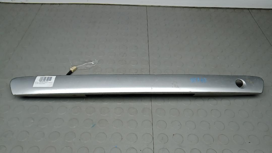 подсветка номера Lexus RX 1 поколение 2002, 3.0 л., бензин, АКПП, внедорожник 5 дв., 8127348010, 8127048010, 7680148010B0 - фото №1