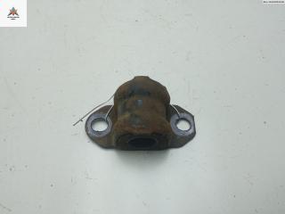 Крепление втулки стабилизатора заднего Toyota Avensis 2 поколение (T250) [рестайлинг] 2006, 2.2 л., дизель, МКПП, серый, универсал