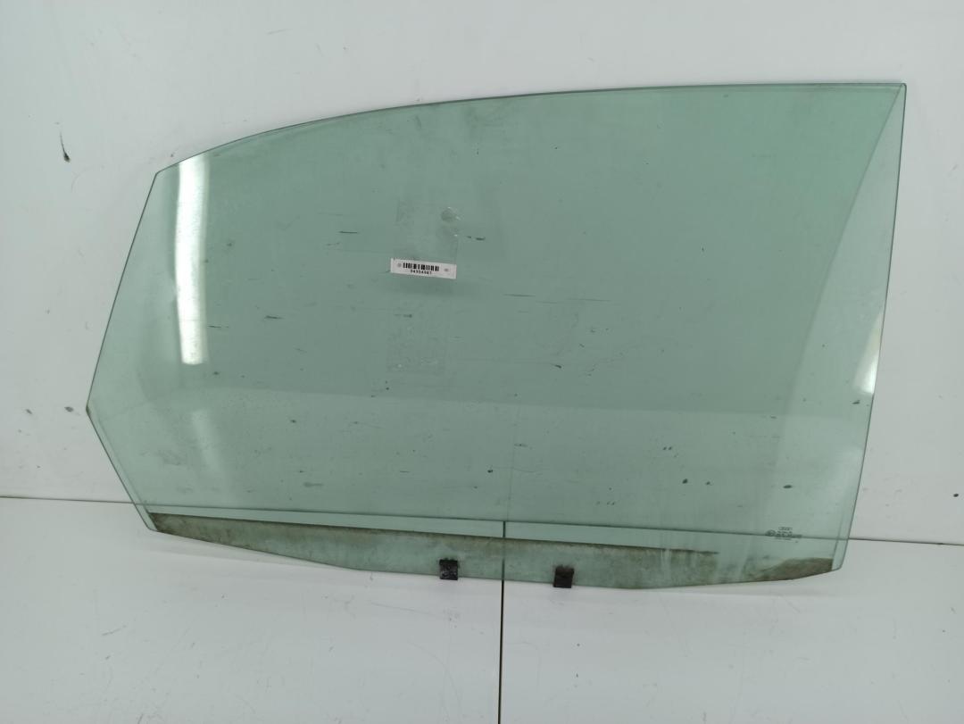стекло двери задней правой Audi A4 B5 1996, 1.6 л., бензин, АКПП, серый, седан, AS2