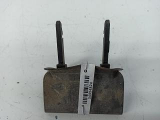 кнопка открытия багажника Audi A6 4B/C5 1998, 2.4 л., бензин, МКПП, синий, универсал, 4B0827778B