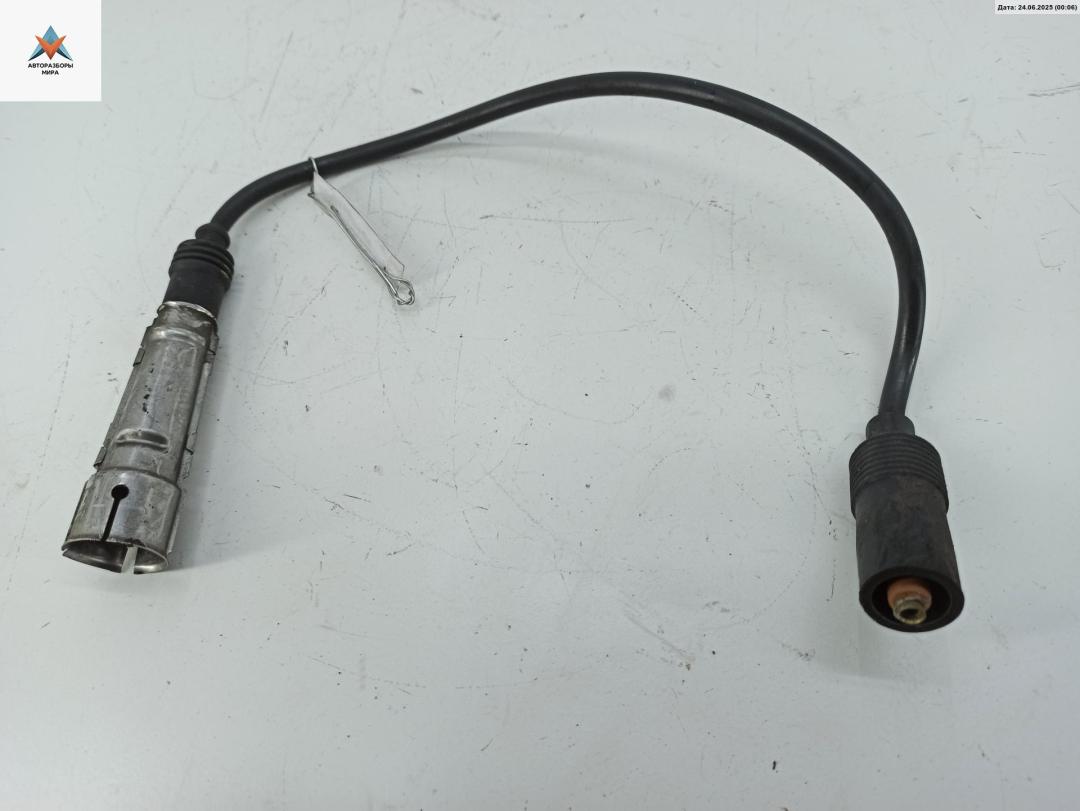 провод высоковольтный Audi 80 8A/B3 1990, 1.8 л., бензин, МКПП, красный, седан, 036035255E - фото №1