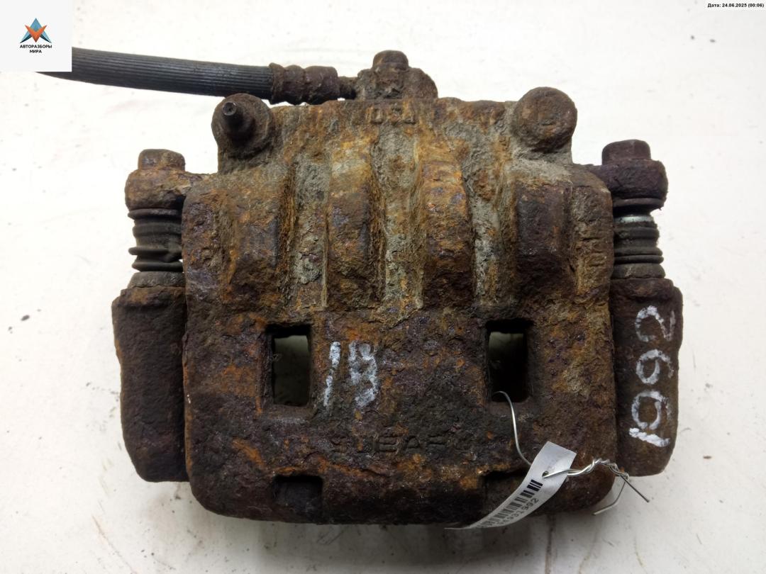 суппорт передний левый Subaru Forester 3 поколение (SH) 2010, 2.0 л., дизель, МКПП, чёрный, внедорожник 5 дв. - фото №1