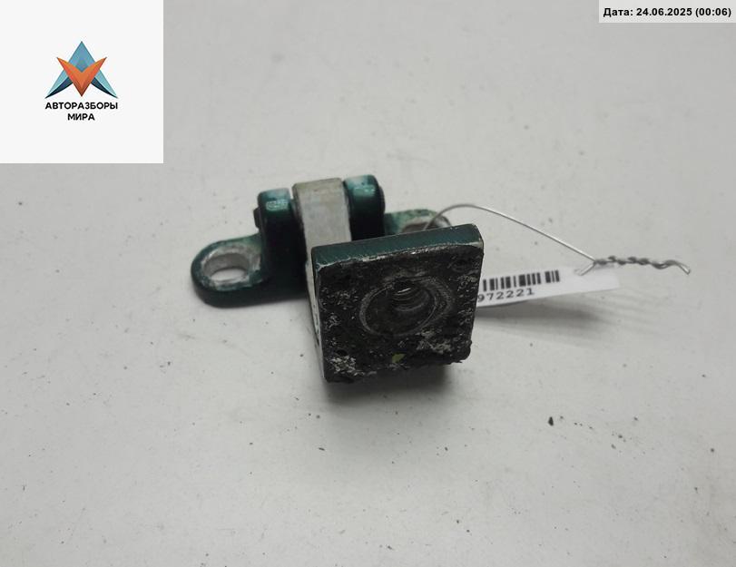 петля крышки багажника Volkswagen Golf 3 поколение 1994, зелёный, хетчбэк 3 дв. - фото №1